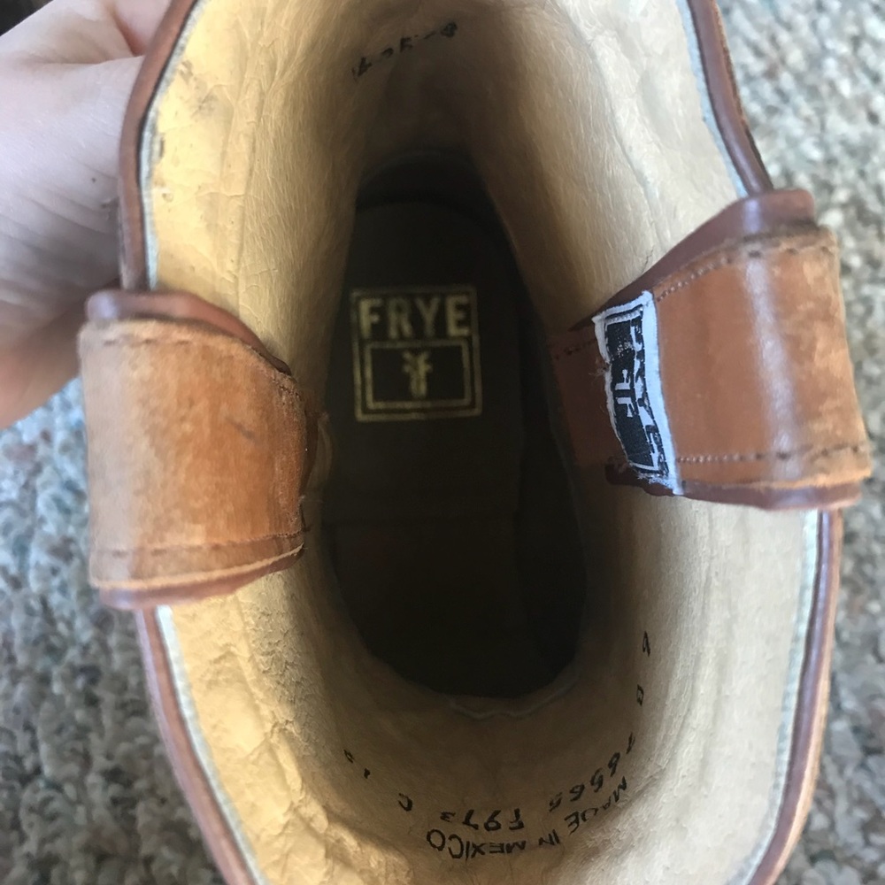 Frye Wyatt distressed western cowboy booties - Picture 5 of 8